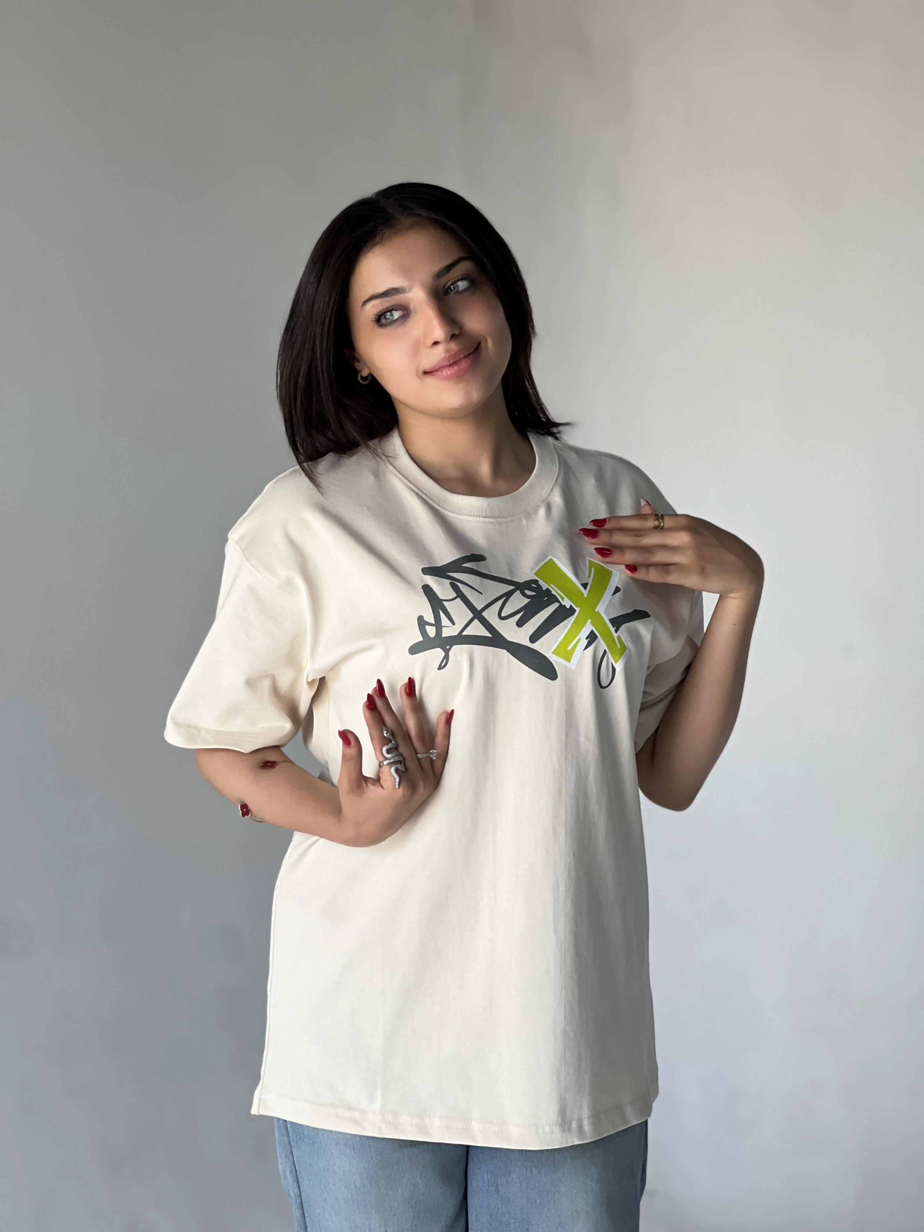 Oversize Printed GRAFFITI T-SHIRT