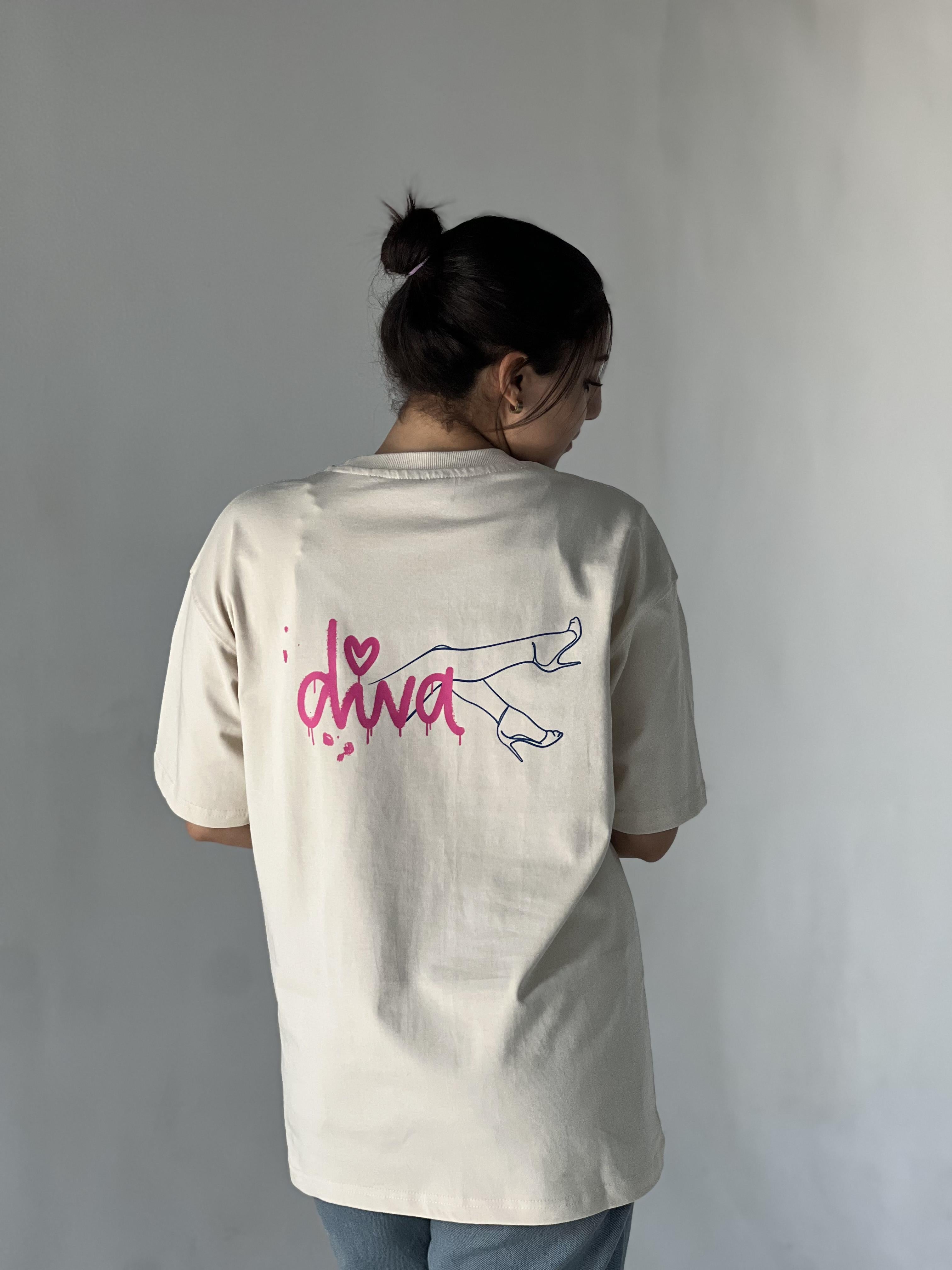 Oversize Printed DIVA T-SHIRT